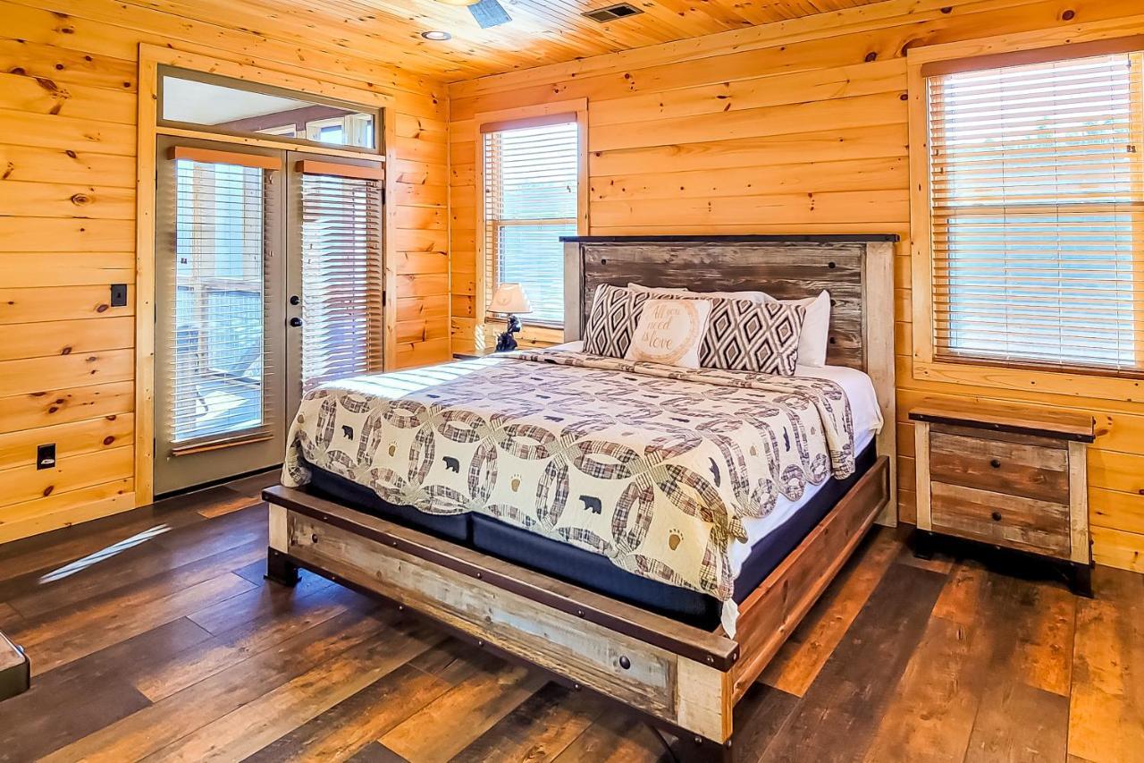 Вилла 3 Lazy Bears Chalet Гатлинбург Экстерьер фото